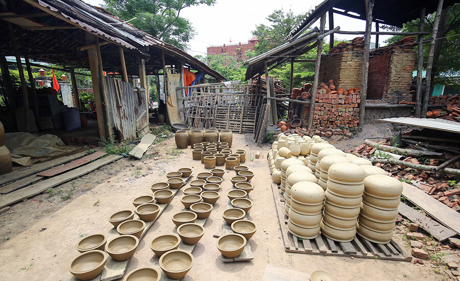 Thanh Ha Pottery Village