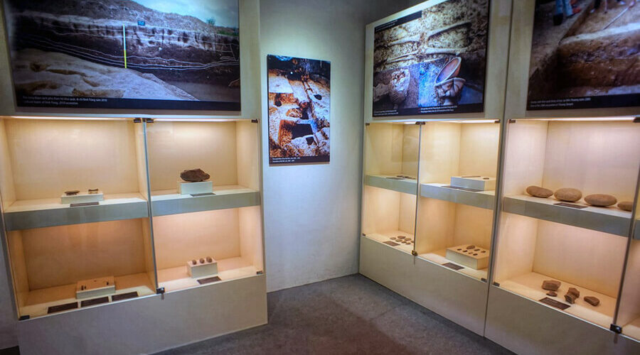 Co Loa Antiquities Gallery