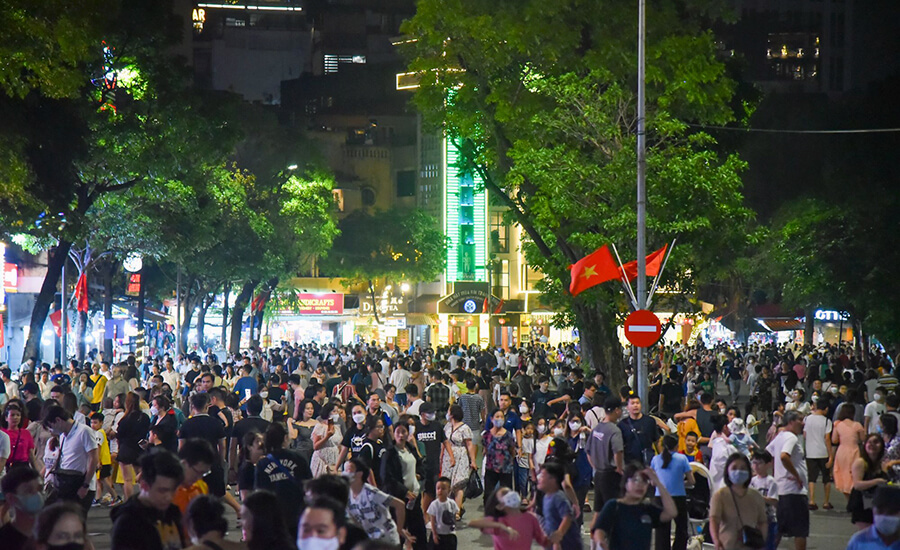 Ho Guom Walking Street