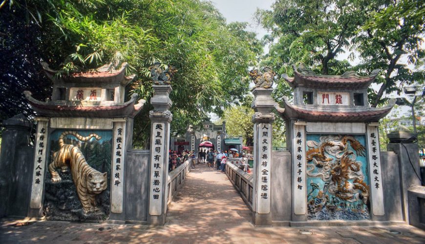 Ngoc Son Temple