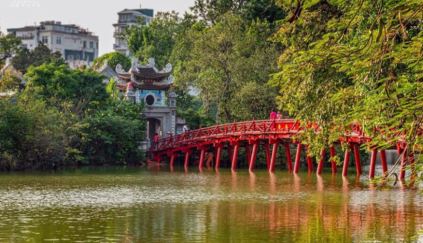 Ngoc Son Temple