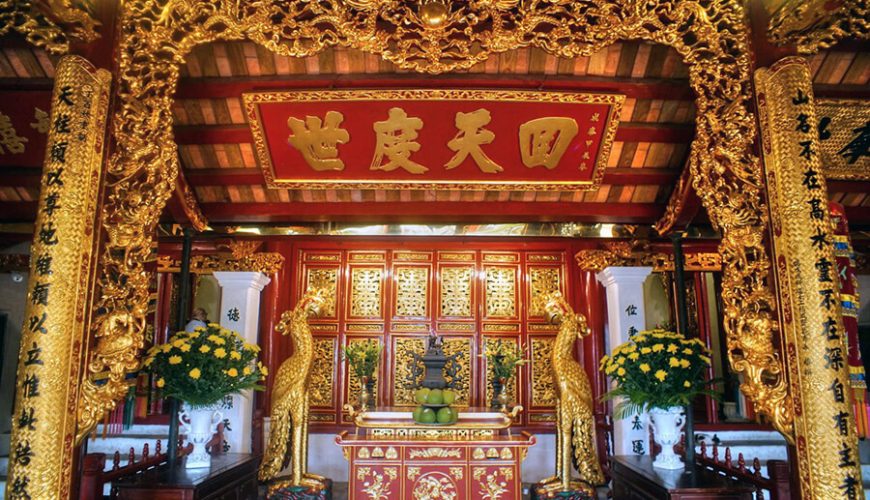 Ngoc Son Temple