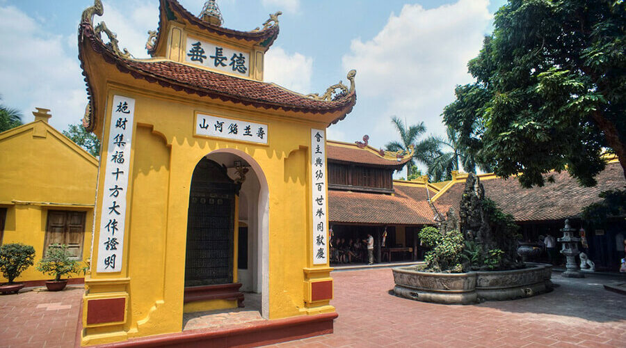 Tran Quoc Pagoda in Hanoi