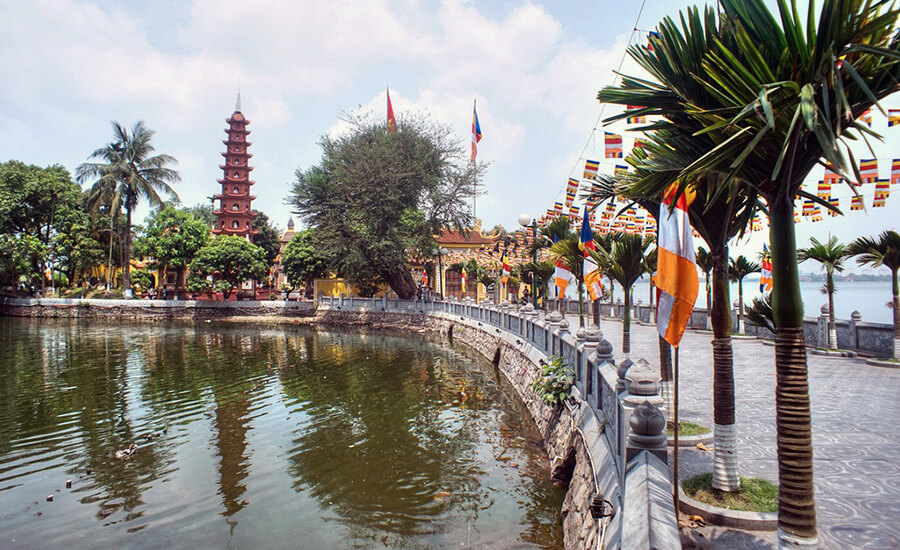 Tran Quoc Pagoda in Hanoi