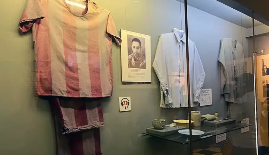 Hoa Lo Prison