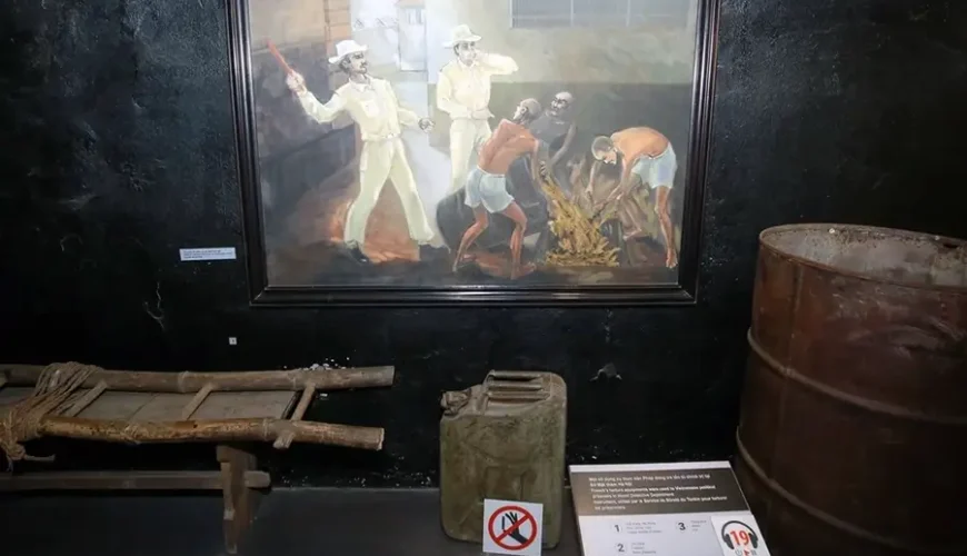 Hoa Lo Prison