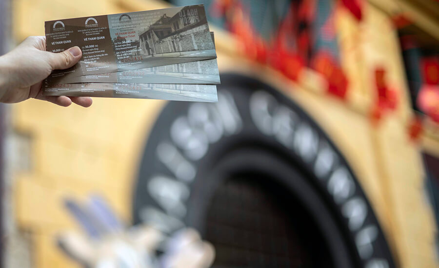 ticket to visit Hoa Lo