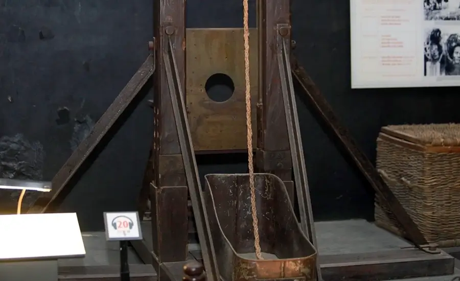 guillotine in Hoa Lo Prison