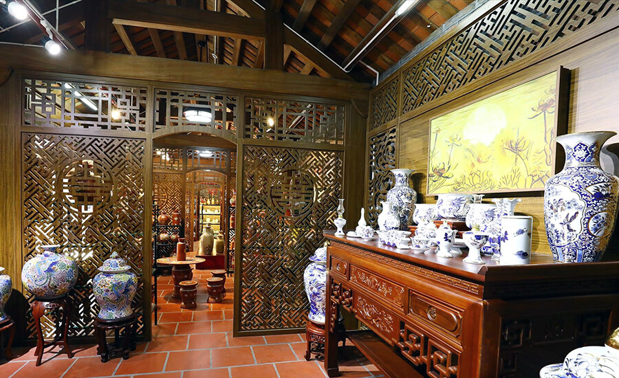 Bat Trang ceramic museum