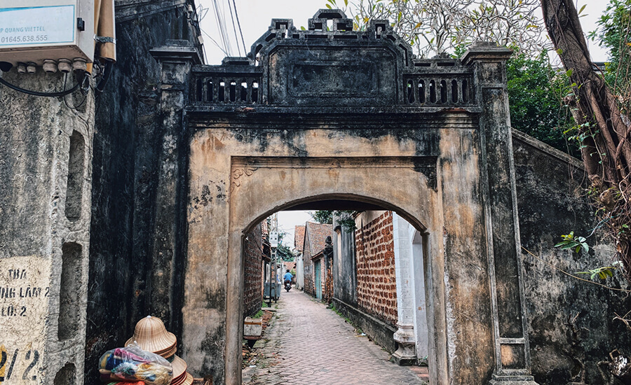 Duong Lam Ancient Village