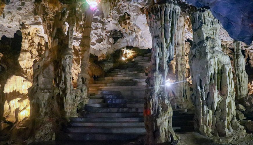 Dich Long Cave