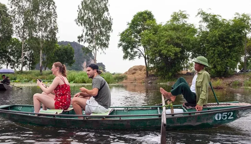explore Tam Coc - Bich Dong