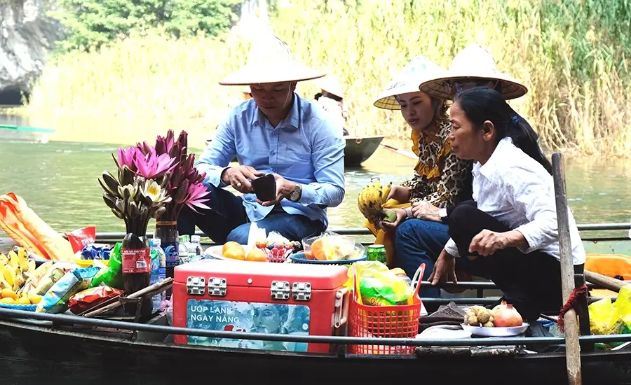 explore Tam Coc Bich Dong