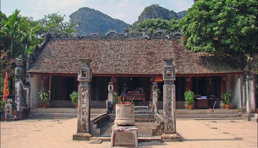 King Dinh Tien Hoang Temple