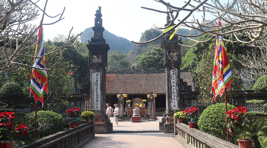 King Dinh Tien Hoang Temple
