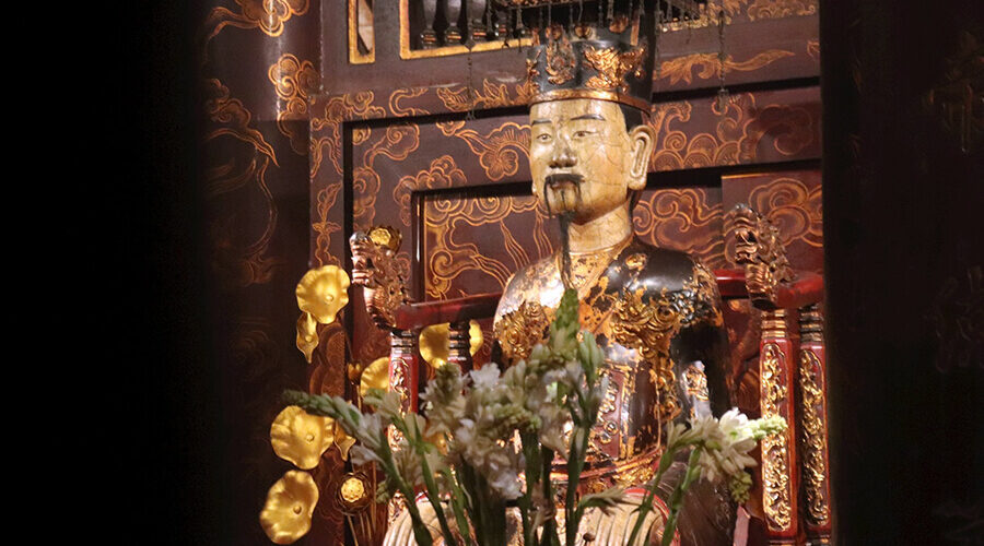 King Dinh Tien Hoang Temple