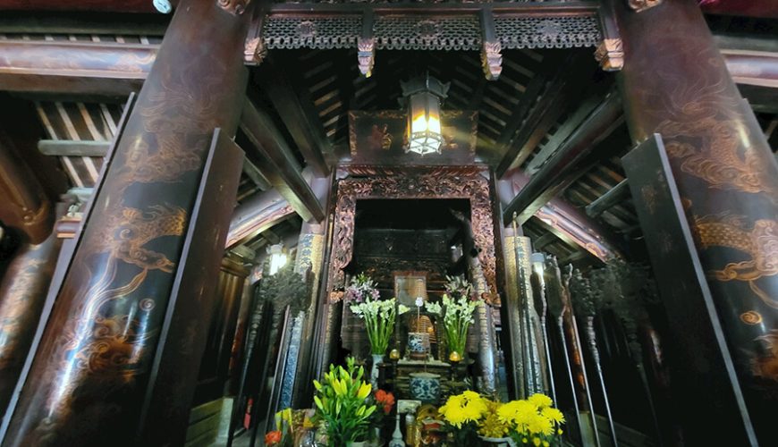 King Dinh Tien Hoang Temple