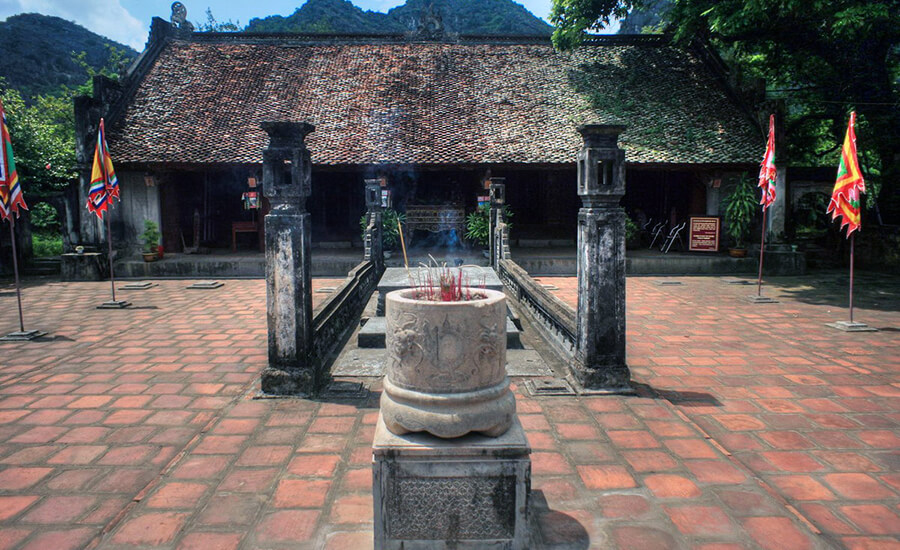 King Le Dai Hanh temple