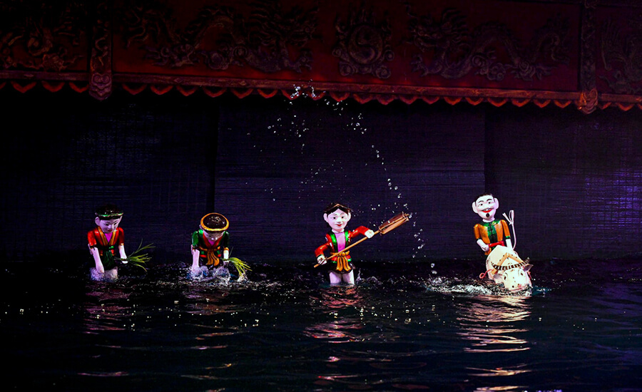 water puppet show