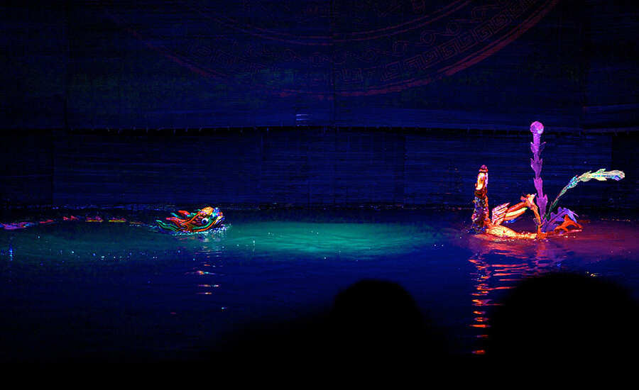water puppet show