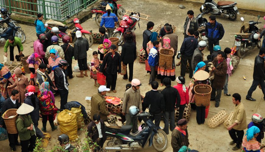 Bac Ha Market