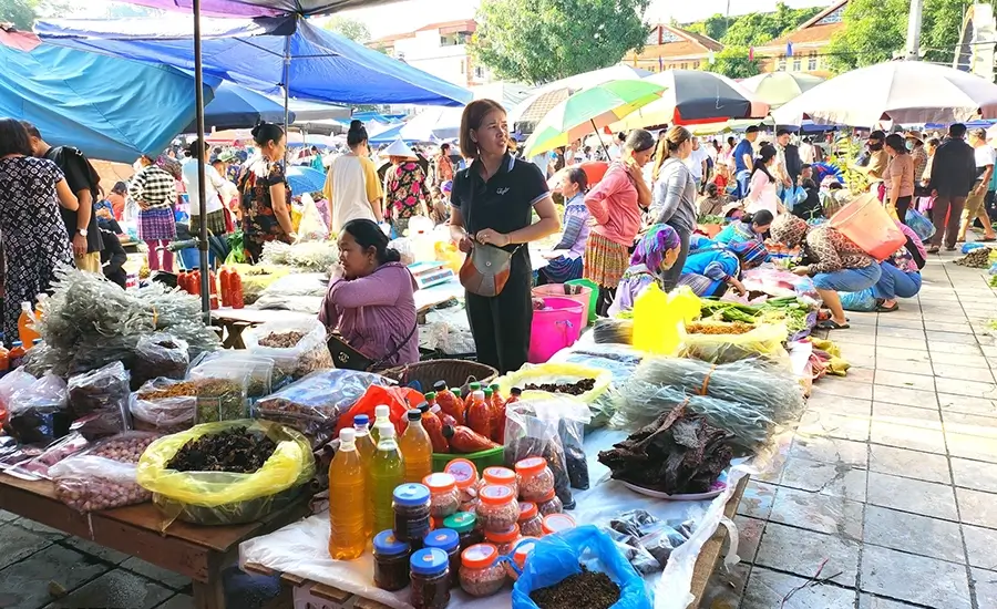 Bac Ha Market