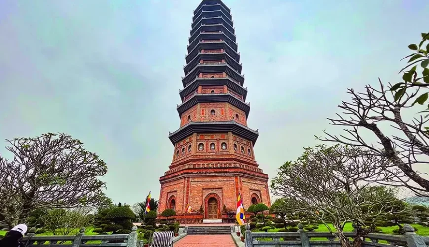Buddha Relic Tower