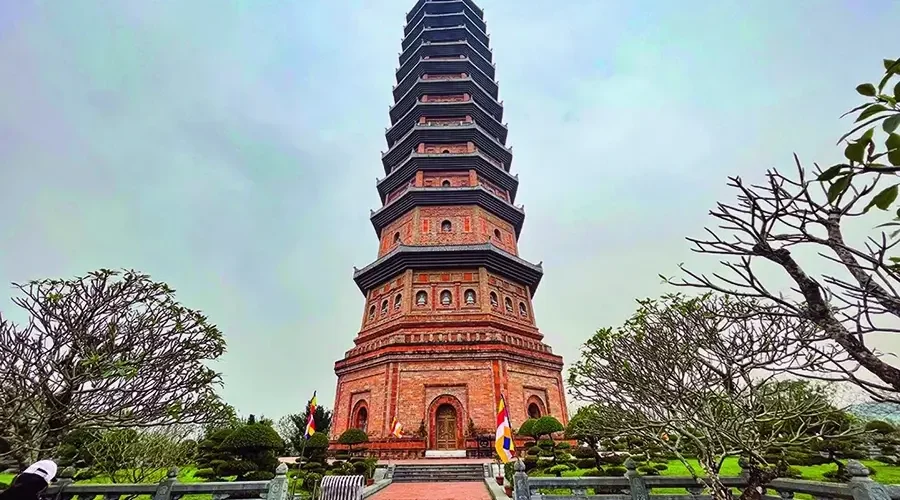 Buddha Relic Tower