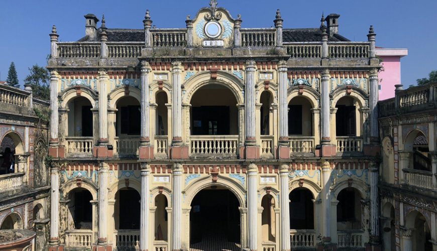 Hoang Yen Tchao Castle