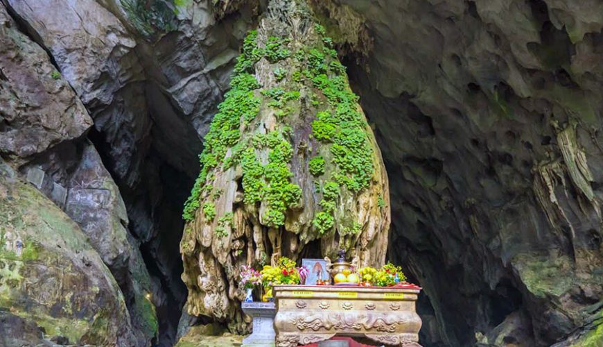 Huong Tich cave