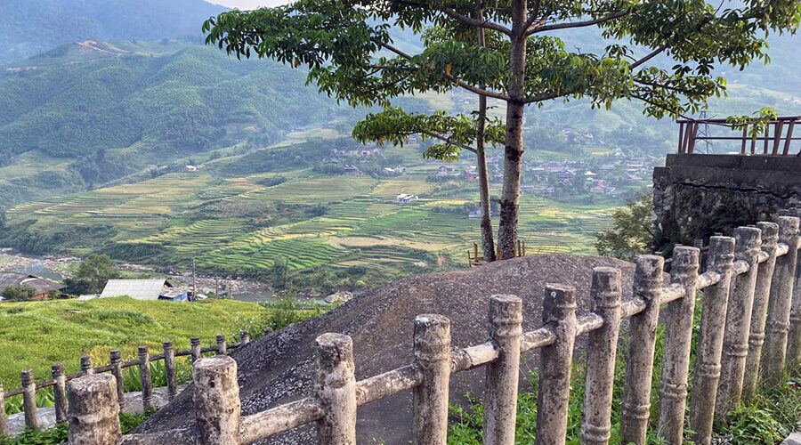 Sapa Ancient Rock Field