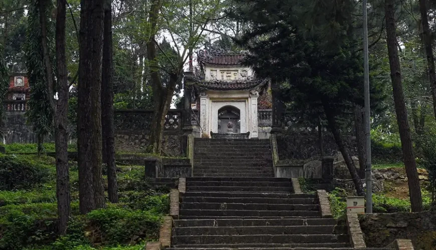 Tram Gian Pagoda