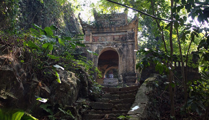 Tram pagoda