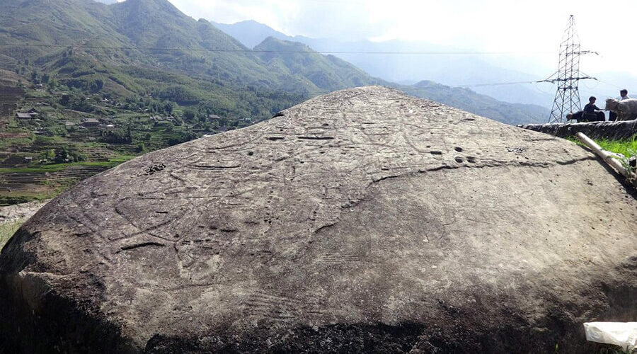 Sapa Ancient Rock Field