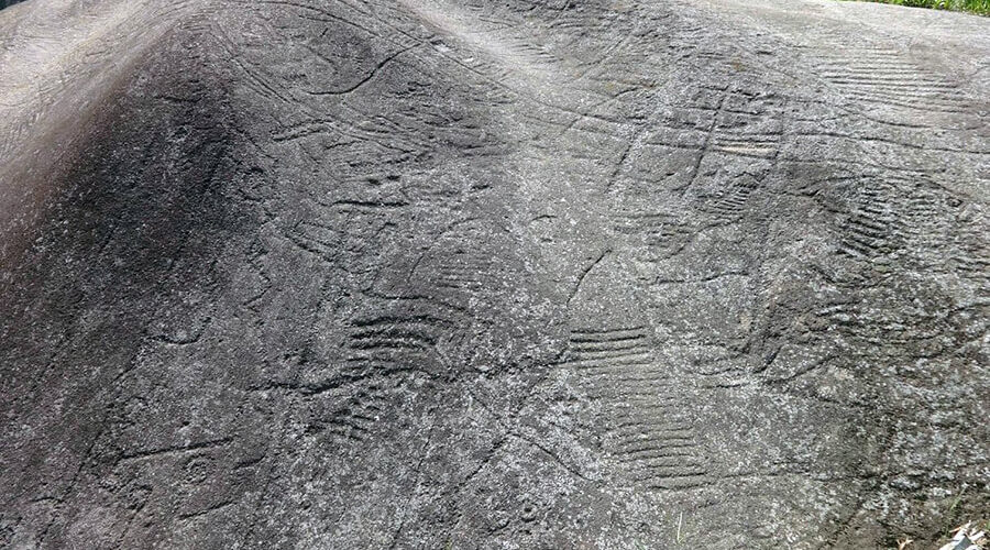 Sapa Ancient Rock Field