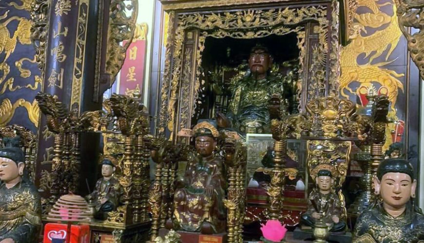 Cua Ong Temple