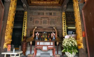 Dinh Bang Communal House