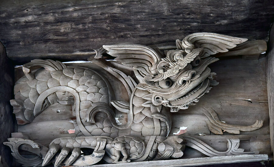 Dinh Bang communal house