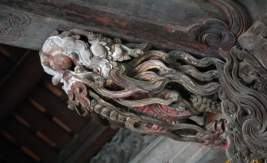 Dinh Bang communal house