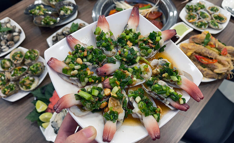 Geoduck dish in Cat Ba