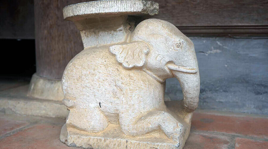 elephant statue in Hang Kenh Communal House