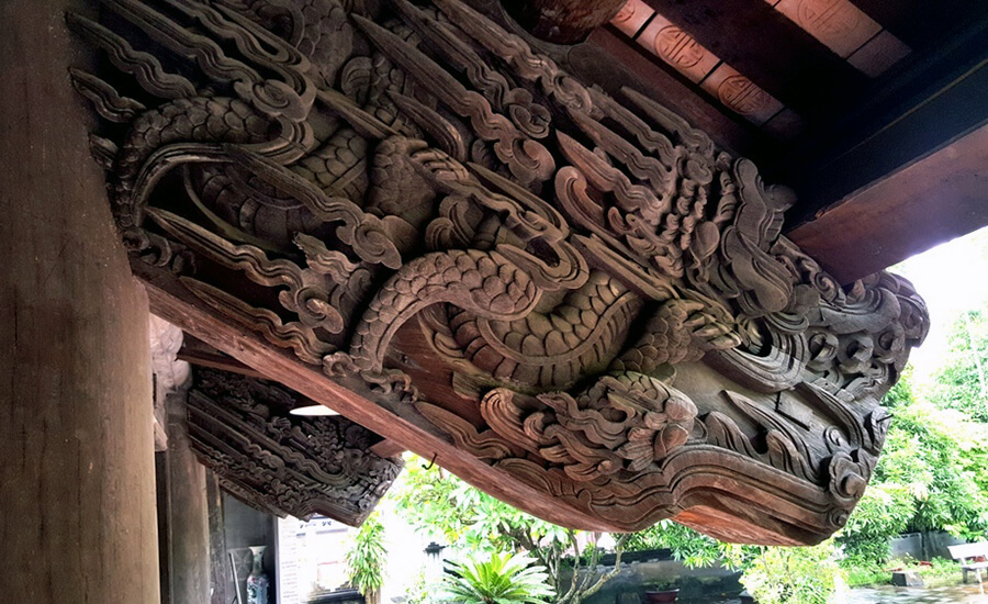 Hang Kenh communal house