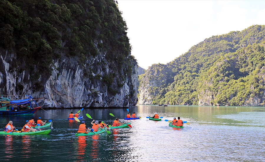 best time to visit Lan Ha Bay