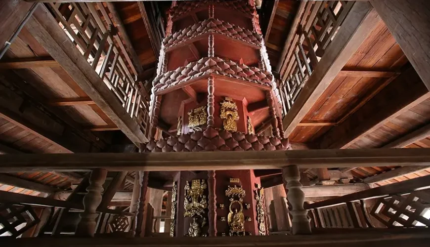 Nine-Story Lotus Tower