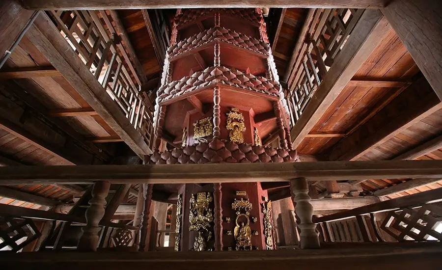 Nine-Story Lotus Tower