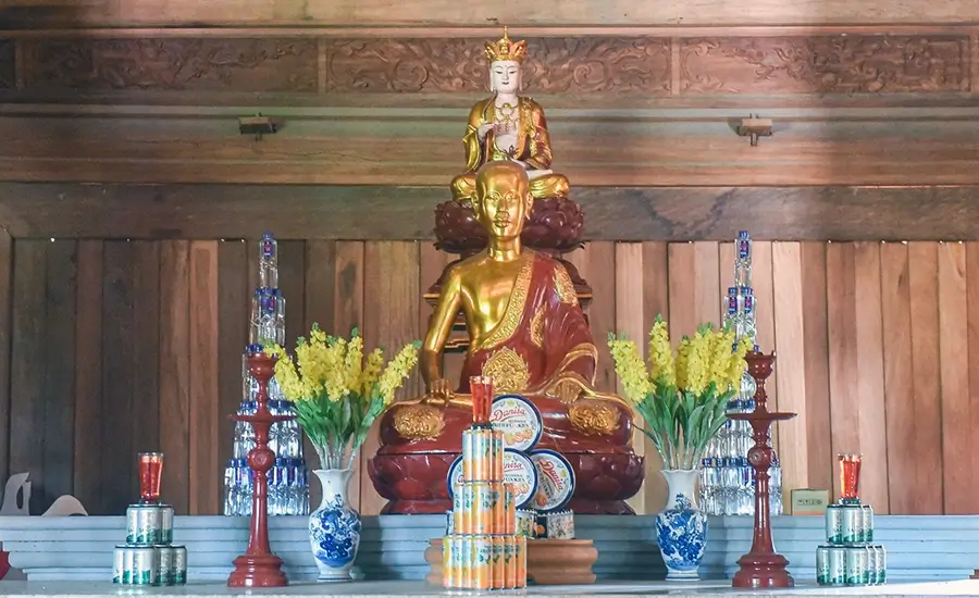 Quynh Lam Pagoda