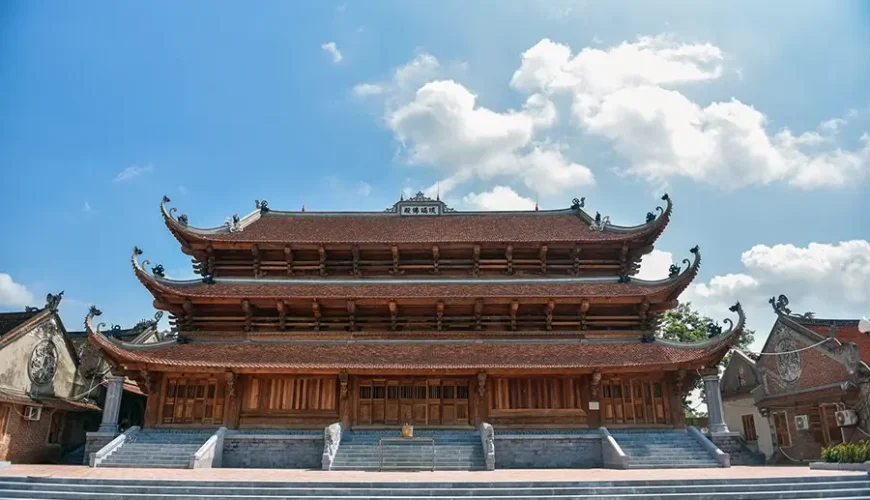Quynh Lam Pagoda