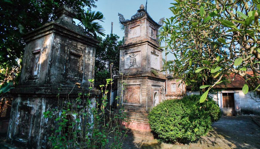 towers in Thap But Pagoda