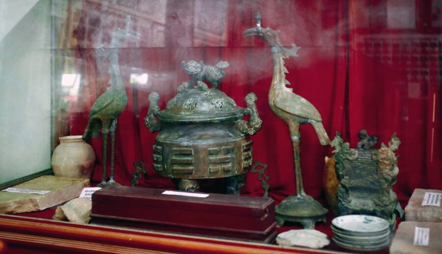 ancient relics in Do temple