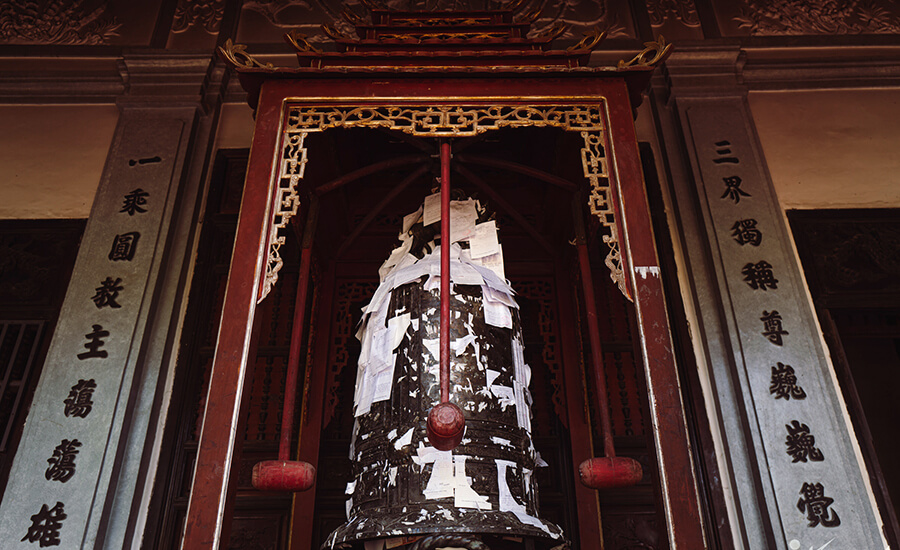 Kim Chung Bao Cac in Co Le Pagoda